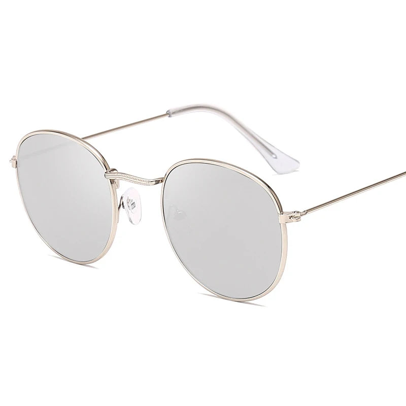 Classic Small Frame Round Sunglasses – Timeless Elegance