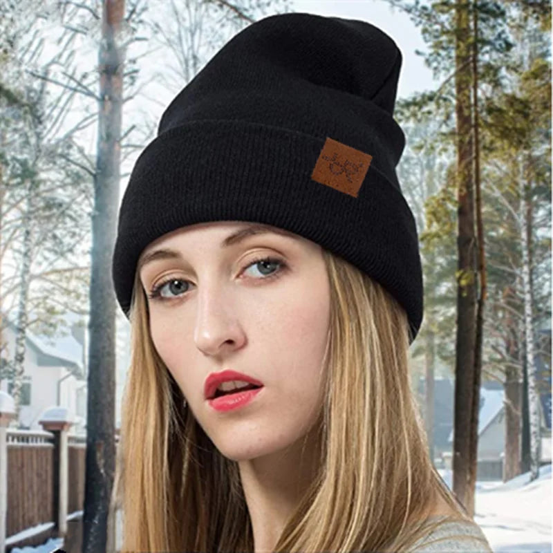 Unisex Casual Beanie Hat – Soft Knitted Winter Essential