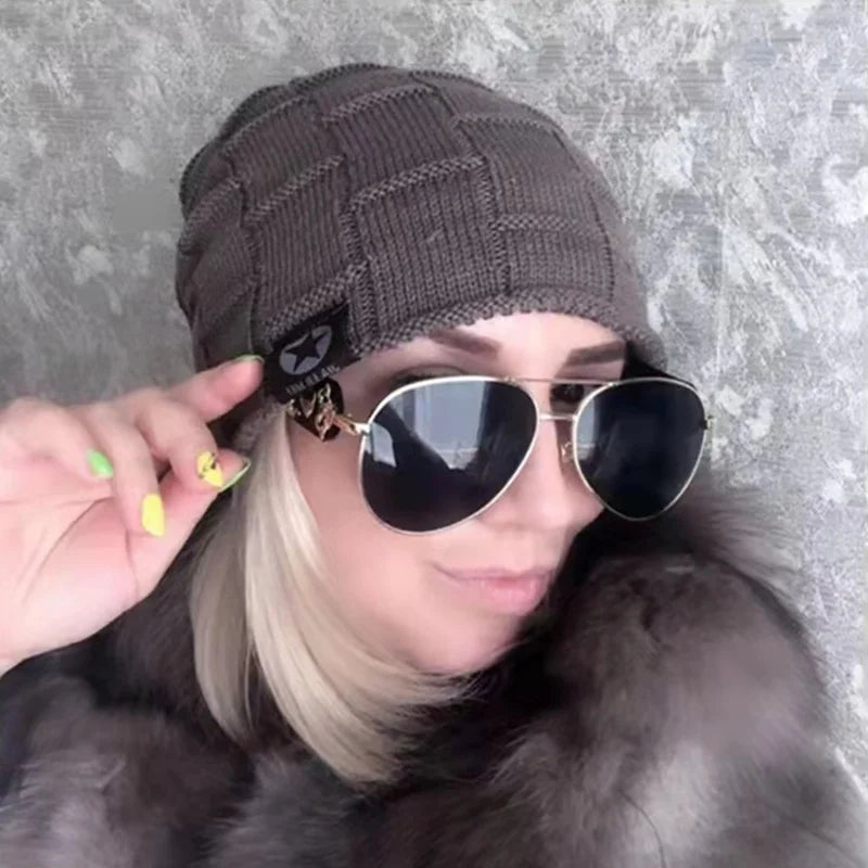 Unisex Fleece-Lined Winter Beanie – Thick & Soft Knit Hat for Ultimate Warmth