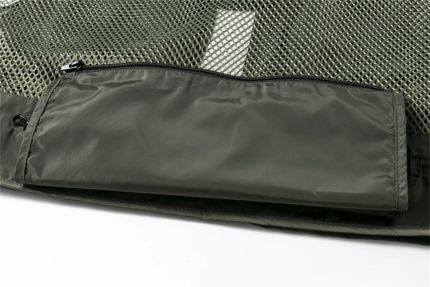 Summer Camouflage Hunting Vest – Stay Cool and Concealed