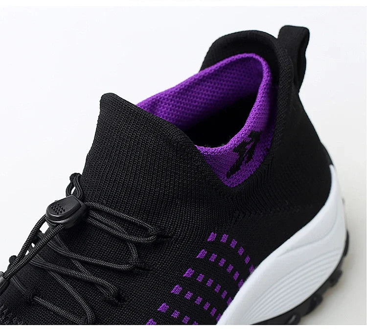 Platform Sole Training Shoes / Sneakers – Casual Slip-On Walking Shoes with Elevated Comfort