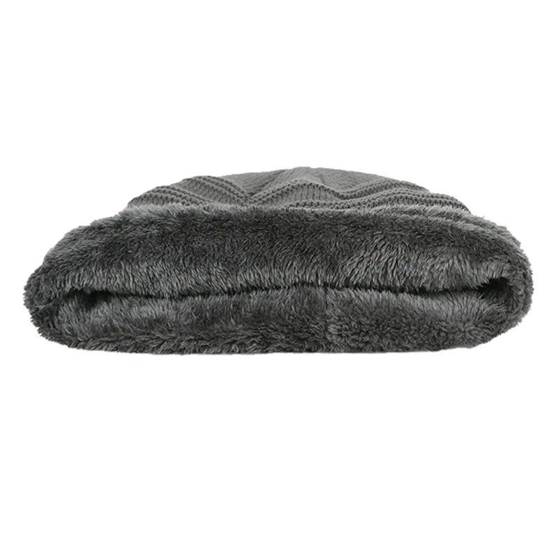 Unisex Fur-Lined Winter Beanie – Ultra-Warm & Stylish