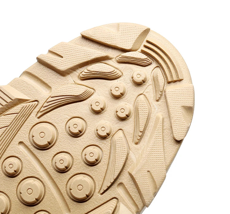 High-Top Tactical Boots – Camouflage & Durable for Outdoor Adventures