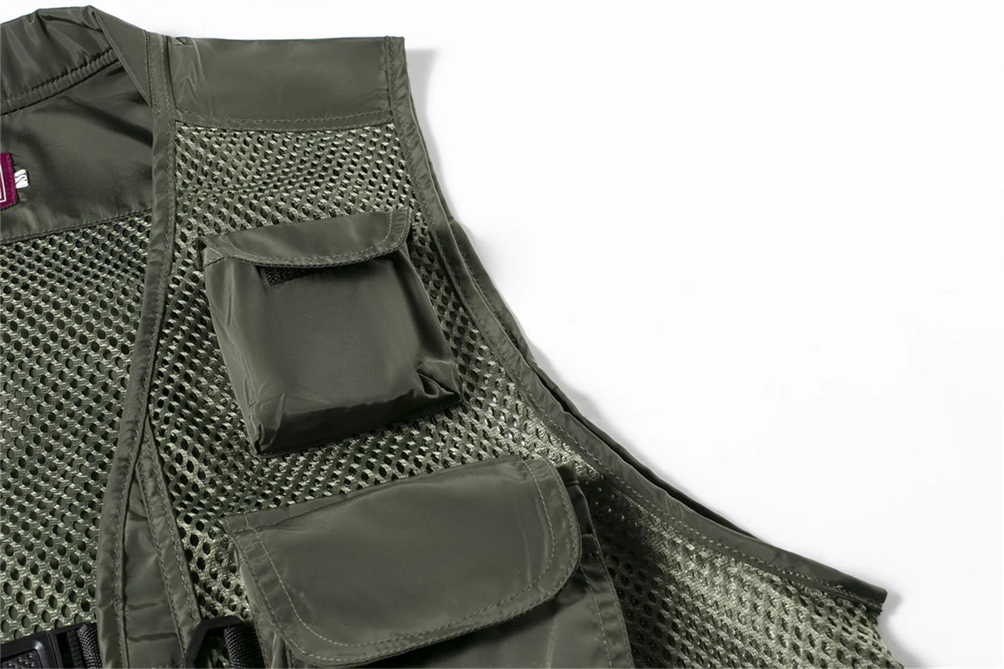 Summer Camouflage Hunting Vest – Stay Cool and Concealed