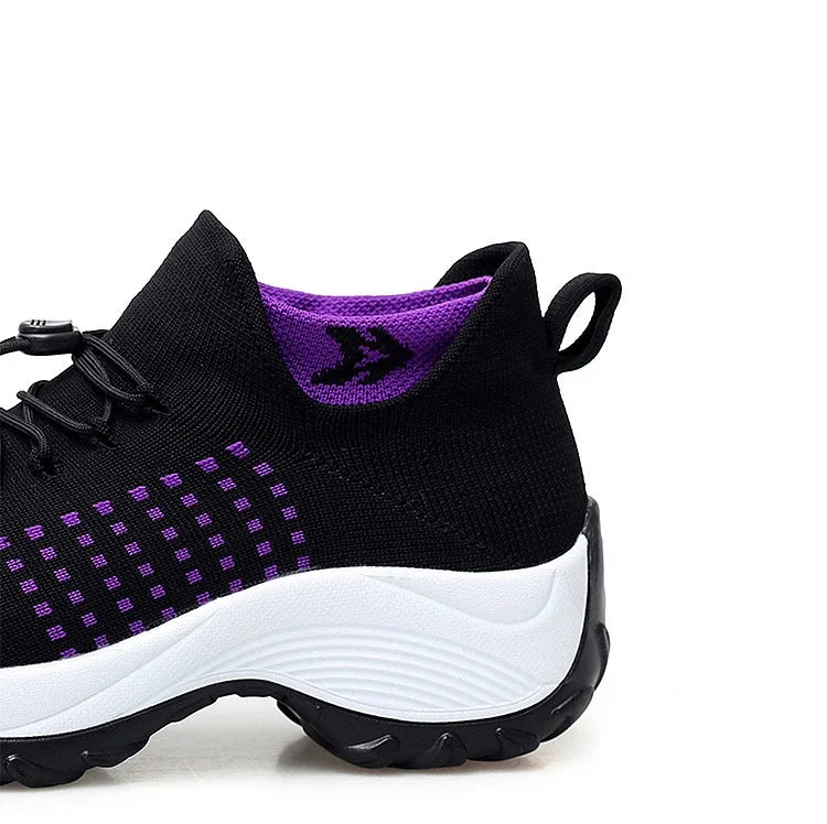 Platform Sole Training Shoes / Sneakers – Casual Slip-On Walking Shoes with Elevated Comfort