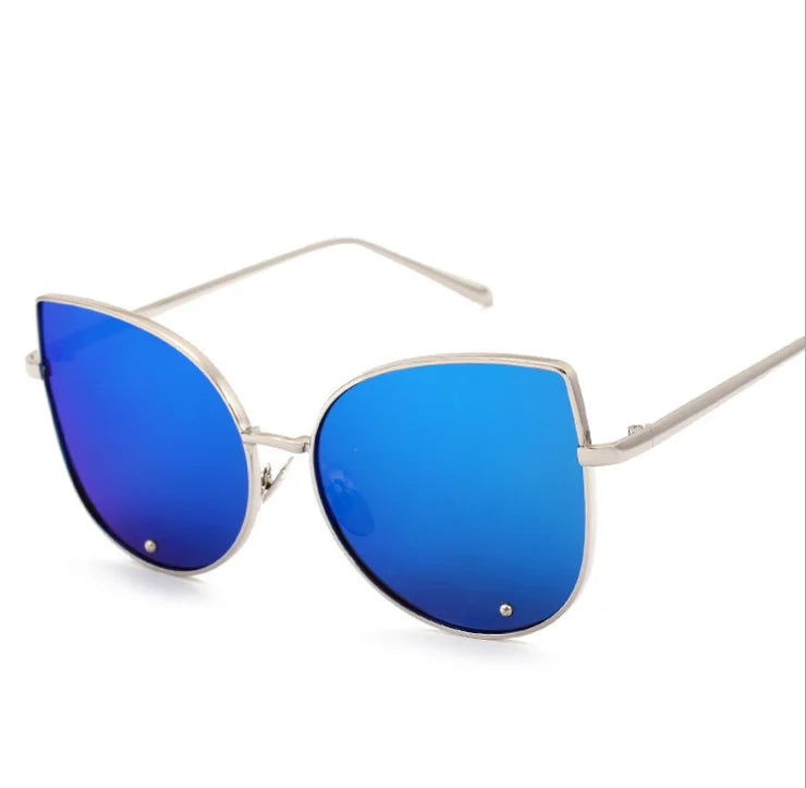 Clear Lens Big Sunglasses – Bold & Timeless Style
