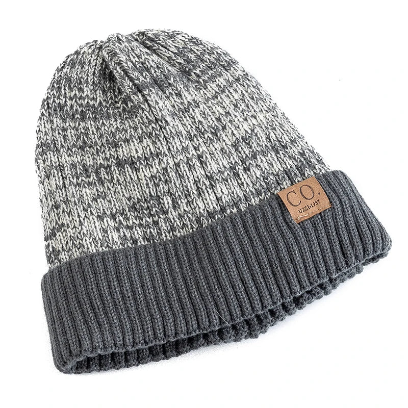 Unisex Two-Tone Fur-Lined Winter Beanie – Warm, Stylish, & Casual