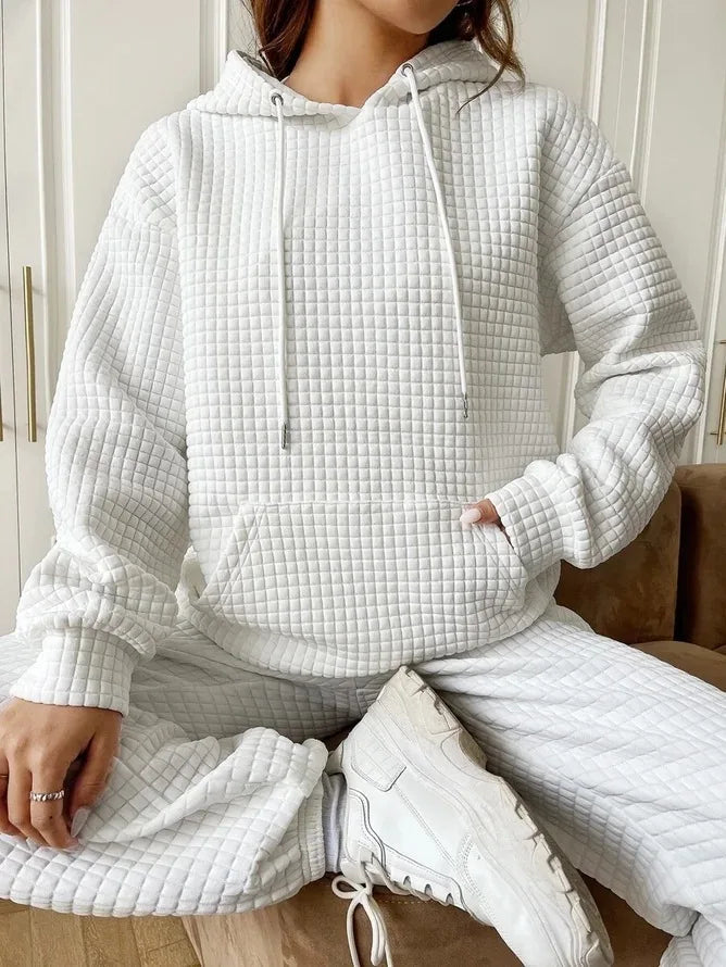 Women’s Oversized Waffle Sweatshirt with Drawstring Hood – Comfort Meets Style