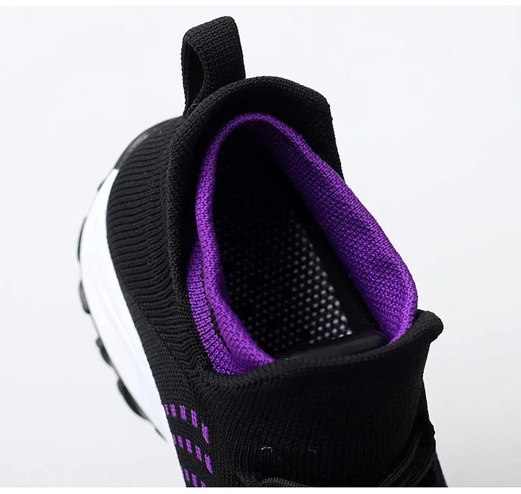 Platform Sole Training Shoes / Sneakers – Casual Slip-On Walking Shoes with Elevated Comfort