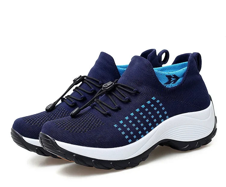 Platform Sole Training Shoes / Sneakers – Casual Slip-On Walking Shoes with Elevated Comfort