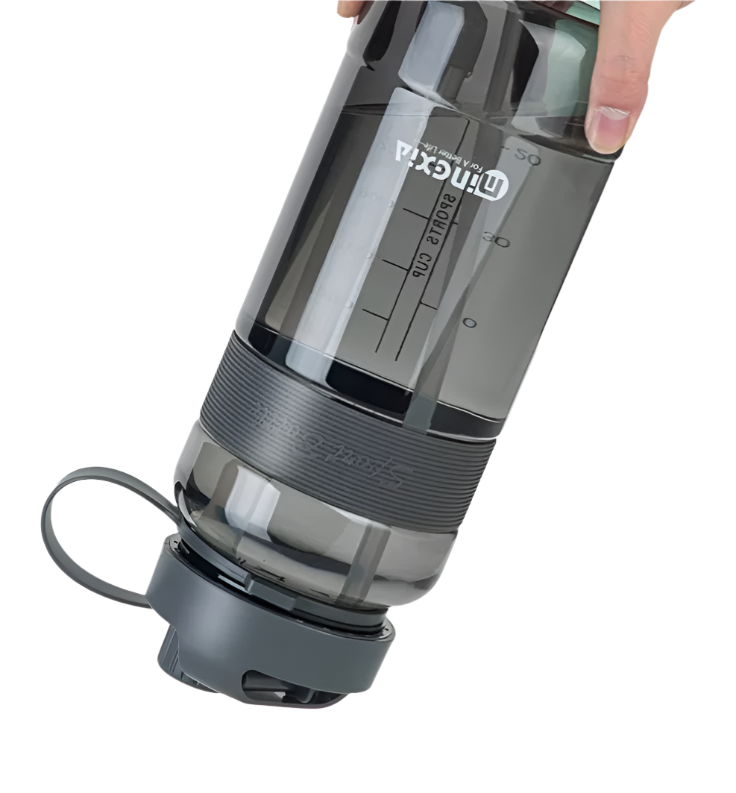 2 Litre Sports Water Bottle with Straw, Heat resistant